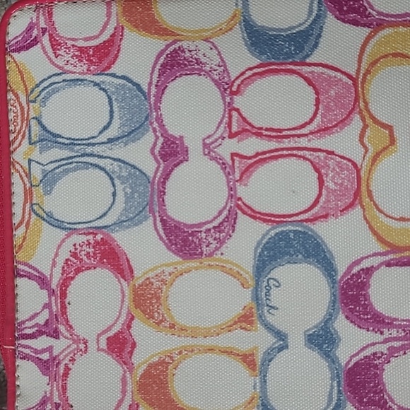 EUC Coach signature Reader Multi Color Monogram Scribble Retail $98 - Picture 4 of 5